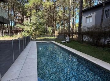 Departamento de 2 ambientes, Pinamar · Venta Hermoso Dpto2amb. Muy Amplio y Luminoso! Balcón Corrido Parrilla Propia Vista Abierta, Cochera