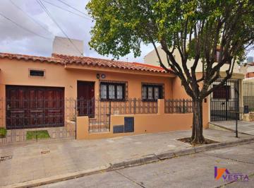 Casa de 5 ambientes, Salta · Tres Cerritos - Casa - Venta - 2da Rotonda - Apto Credito - Salta