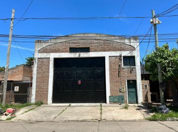 Bodega-Galpón · 204m² · Galpón en Belen de Escobar