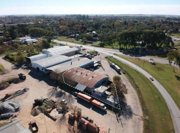 Bodega-Galpón · Roldan - Importante Galpón en El Cruce de Ruta 9 y A012