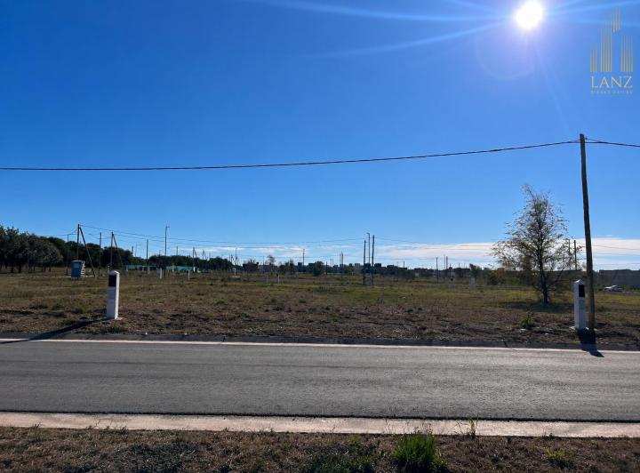 Terreno · 300m²