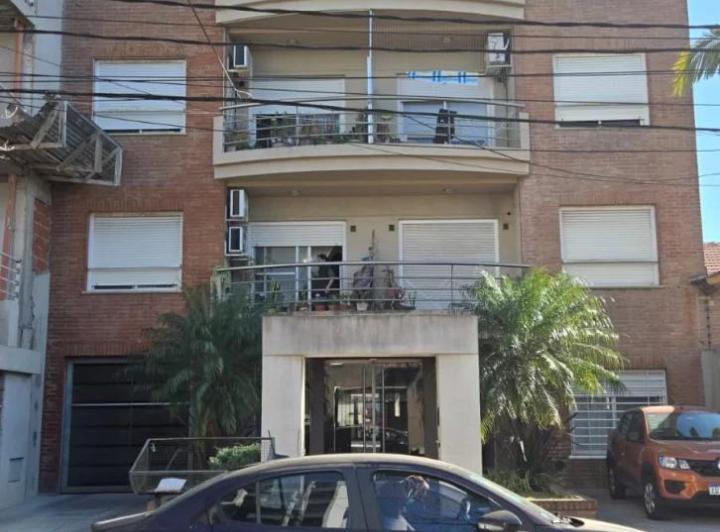 Departamento · 50m² · 3 Ambientes · 1 Cochera