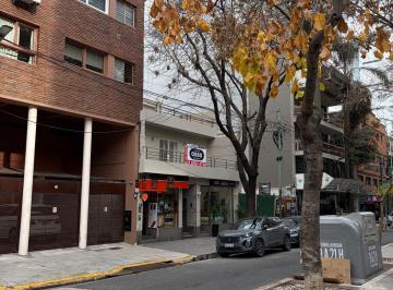Oficina comercial , Palermo · Bvd Chenaut - 1°piso - Uso Prof. o Comercial - Entrada Indep. Impecable!