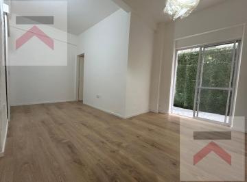 Departamento · 39m² · 2 Ambientes · Oportunidad! Dos Amb Totalmente Reciclado a Nuevo con Patio! Apto Profesional