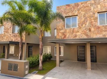 PH · 170m² · 4 Ambientes · 1 Cochera · Duplex en Alquiler
