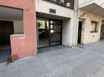 Departamento de 2 ambientes, Liniers · 2 Ambientes Moderno en Alquiler