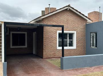 Casa · 270m² · 6 Ambientes · 1 Cochera · Casa en Alquiler Tres Dorm., Natania, Pileta, Prox Valle Escondido
