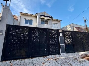 Casa · 125m² · 4 Ambientes · 1 Cochera · Casa - Temperley Oeste