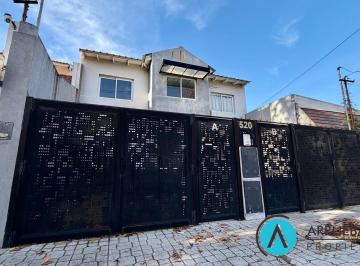 Casa · 125m² · 4 Ambientes · 1 Cochera · Venta Duplex 4 Ambientes en Temperley