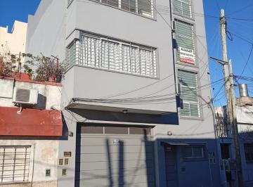 Departamento · 40m² · 2 Ambientes · Ciudadela, Depatamento 2 Ambientes, Al Frente en Alquiler, Luminoso