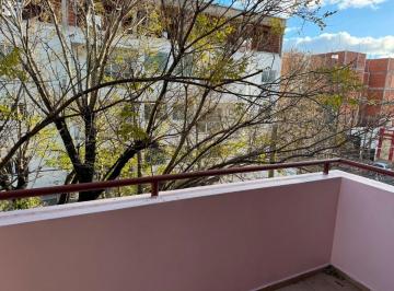 Departamento de 2 ambientes, La Plata · Departamento en Alquiler - 22 Entre 60 y 61 - 1 Dormitorio (Por Escalera)