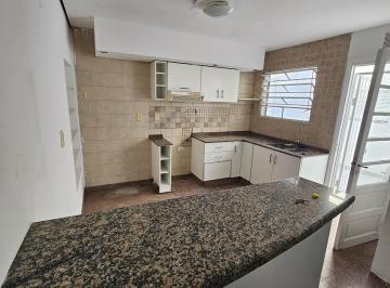 Casa · 100m² · 5 Ambientes · 1 Cochera · Arroyito Rio, Casa P/b con Garage Patio con Parrillero, 3 Dorm.