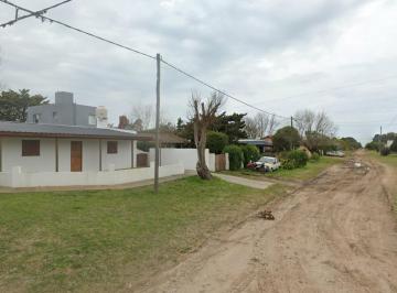Casa · 70m² · 4 Ambientes · Casa en Venta - 3 Dorm. 2 Baños - 70 m - Mar del Sur