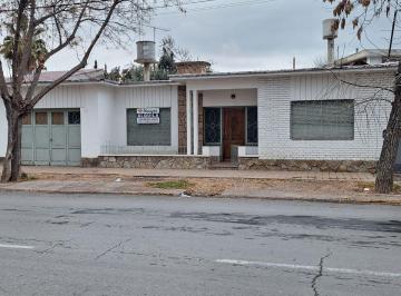 Casa de 3 ambientes, Luján de Cuyo · Casa 2 Dorm. y Cochera en Alquiler - Lujan de Cuyo