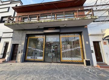 Local comercial · 258m² · Local Comercial Sobre Av Juan B. Justo