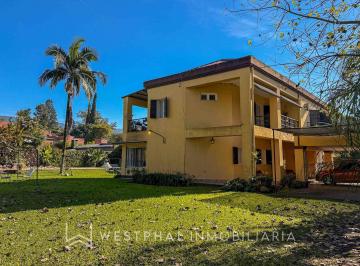 Casa · 331m² · 7 Ambientes · 3 Cocheras · Venta Importante Casa en Yerba Buena de 4 Dorm..