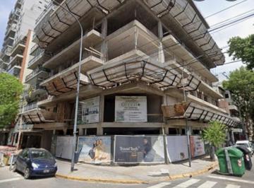 Local comercial · 330m² · Local en Equina a Estrenar en Alquiler en Flores