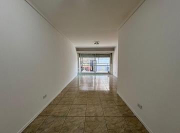 Departamento · 91m² · 3 Ambientes · Alquiler 3 Ambientes con Comedor Diario, Balcon Corrido y Lavadero Independiente en Almagro