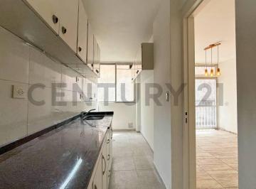 Departamento · 70m² · 5 Ambientes · 1 Cochera · Venta Departamento 3 Dorm. con Cochera en Barrio Martin, Rosario