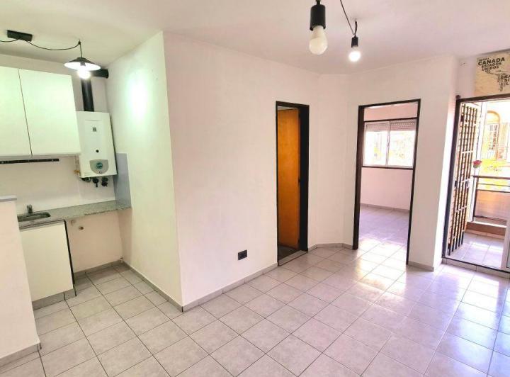 Departamento en alquiler en Alberto Olmedo · 2 ambientes