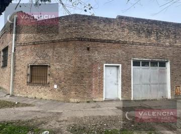 Bodega-Galpón · 227m² · 4 Ambientes · Muy Buen Galpon / Déposito en Venta y Alquiler de 227 m² en San Isidro