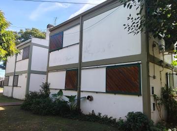 Casa de 3 ambientes, La Plata · 15 Esquina 529 - Dúplex de 2 Dorm. con Cochera en Tolosa