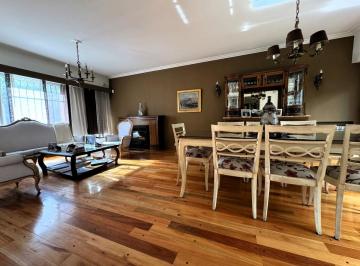 Casa de 6 ambientes, Ciudad de Mendoza · Casa con 3 Dorm. en Venta en Quinta Sección. Mendoza.