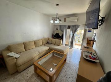 PH · 99m² · 6 Ambientes · Venta PH 6 Ambientes - Apto Credito - Villa Maipu - Zona Comercial - Permuta