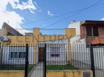 Casa · 128m² · 4 Ambientes · 1 Cochera · Villa de Mayo Casa 4 Ambientes Apto Crédito