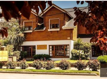 PH · 716m² · 20 Ambientes · 6 Cocheras · Hostería en Venta en Pleno Centro de San Martín de Los Andes