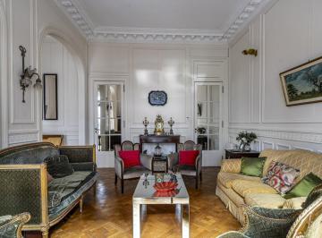 Departamento · 214m² · 6 Ambientes · Departamento en Recoleta