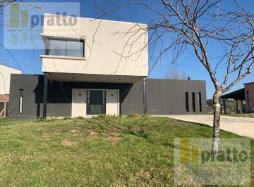Casa · 250m² · 5 Ambientes · 2 Cocheras · Casa en Venta de 4 Dorm. en El Canton Norte