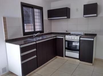 Casa · 80m² · 5 Ambientes · 1 Cochera · Alquiler Duplex 2 Dorm. - Av Argentina 1543 - Villa Allende.