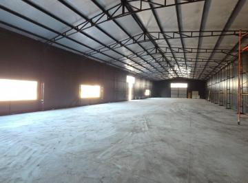 Bodega-Galpón · 850m² · Galpón en Cipolletti