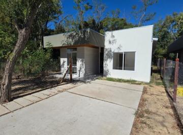 Casa · 60m² · 3 Ambientes · 1 Cochera · Casa en Alquiler en Barrio Cerrado Garden