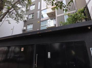 Departamento · 65m² · 2 Ambientes · 1 Cochera · Venta Depto 2 Ambientes. Cochera. Florida.