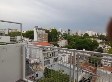 Departamento de 3 ambientes, Colegiales · Alquiler Departamento Al Contrafrente Piso Alto