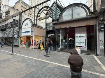 Foto · Local Sobre Peatonal, Centro