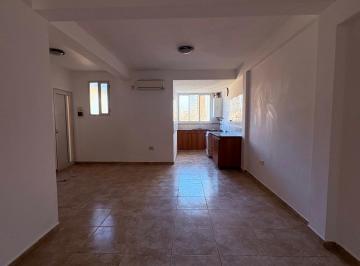 Departamento de 2 ambientes, Cipolletti · Dpto Dos Dorm. Cipolletti Centro