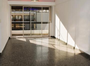 Departamento · 85m² · 4 Ambientes · 1 Cochera · Alquiler Departamento 4 Ambientes con Cochera