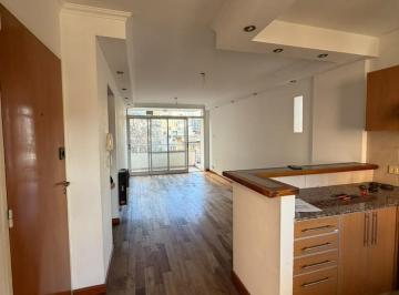 Departamento · 60m² · 2 Ambientes · Departamento de 1 Dormitorio en Alquiler, Piso Exclusivo.
