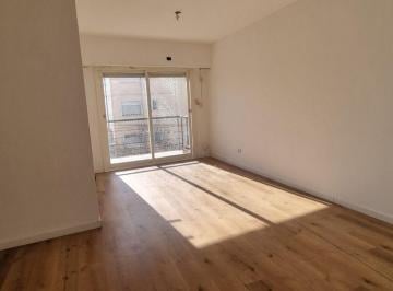 Departamento de 3 ambientes, Floresta · Alquiler | 3 Ambientes con Espacio Guardacoches| Muy Luminoso | Apto Profesionaramón Falcón 3400.