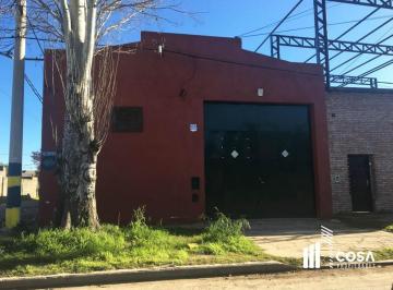 Bodega-Galpón · 230m² · 2 Ambientes · Alquiler Galpón Zona Eva Perón y Circunvalación Fisherton Rosario Santa Fe