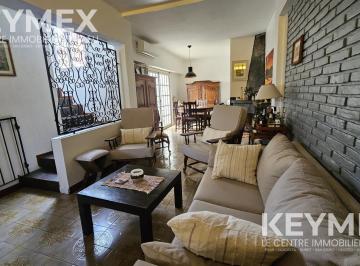 living · Venta de PH Tipo Casa 4 Ambientes con Patio, Terraza, Cochera Vicente Lopez