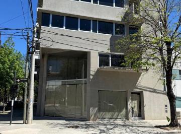 Local comercial , Rosario · Local Comercial de 200 m² en Alquiler en Nuestra Señora de Lourdes