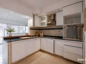 Casa · 220m² · 6 Ambientes · Casa 6 Ambientes San Justo Venta