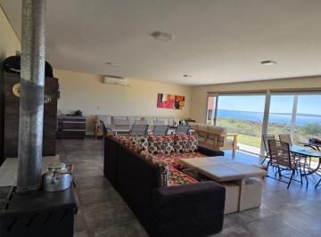 Casa · 140m² · 4 Ambientes · Venta Casa 2 Dorm Lago Mari Menuco La Peninsula