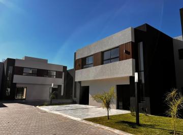 Departamento · 126m² · 4 Ambientes · 1 Cochera · Duplex 4 Ambientes Zona Caamaño