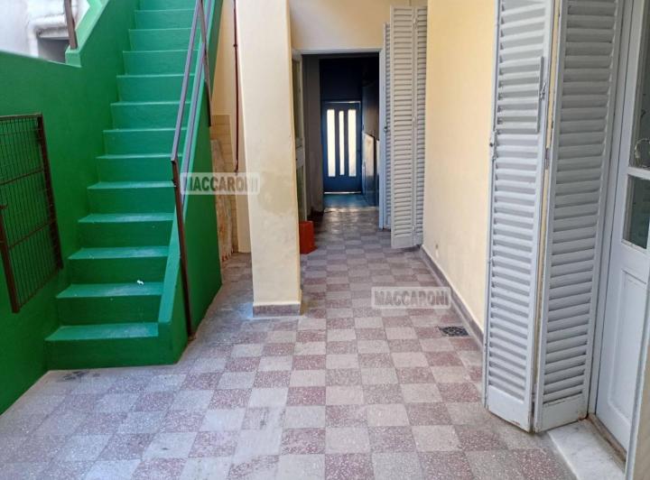 Casa · 110m² · 4 Ambientes · 1 Cochera