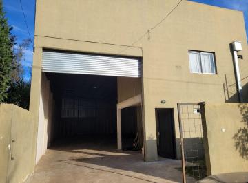 Bodega-Galpón · 270m² · Galpón en Alquiler - Ricardo Rojas Zona Industrial